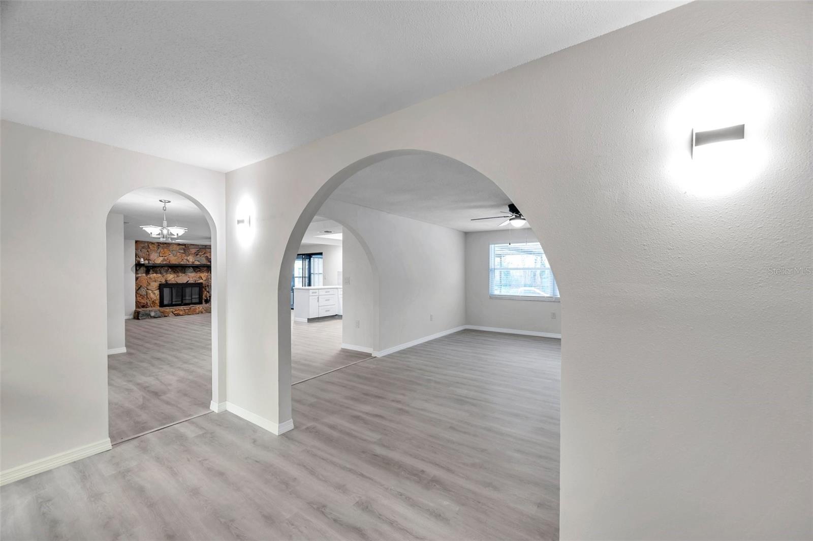 186 DAN RIVER DR