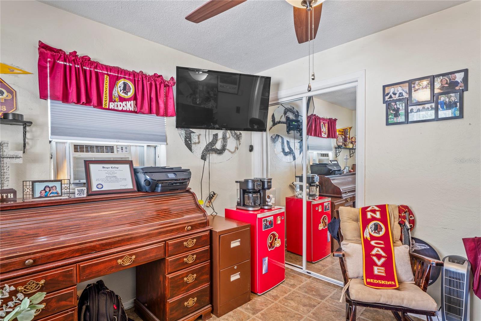2322 NOLAN DR