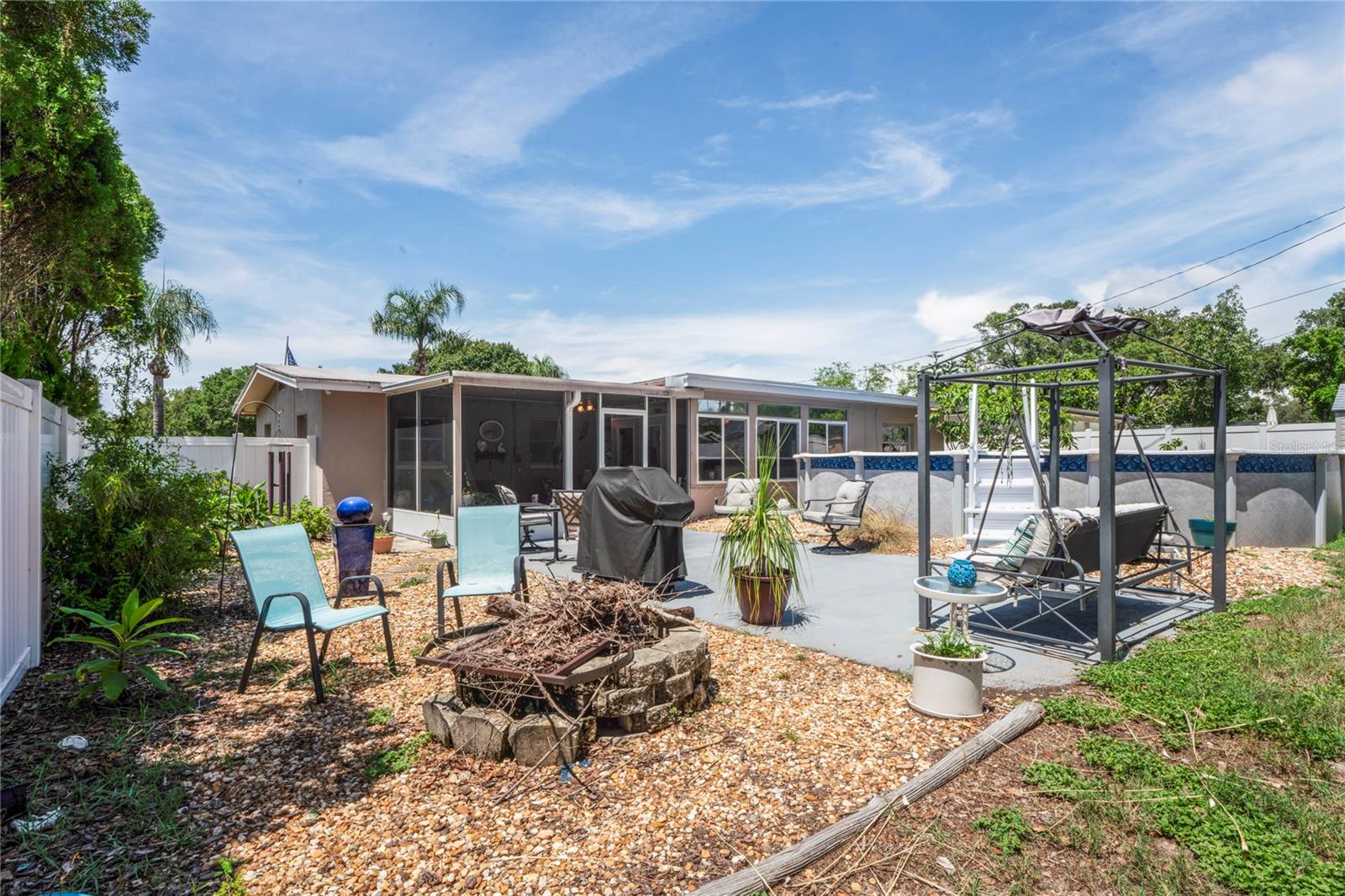 2322 NOLAN DR