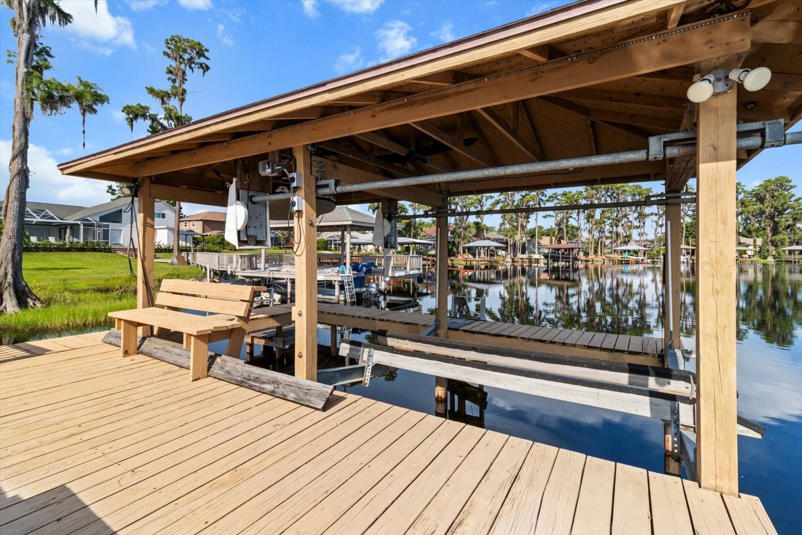 1300 WYNDHAM LAKES DR