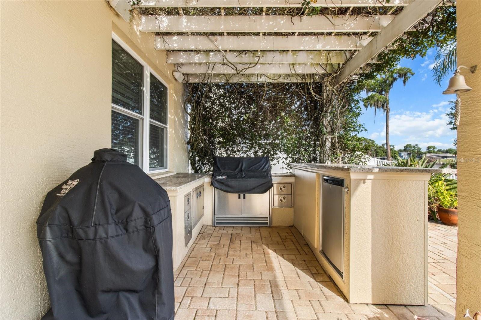 1300 WYNDHAM LAKES DR