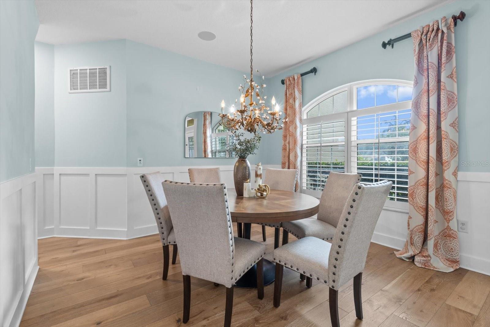 1300 WYNDHAM LAKES DR