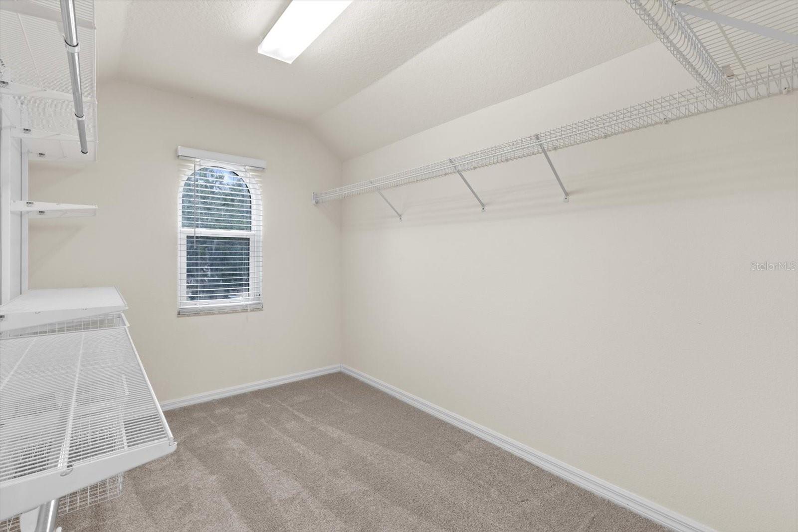 1300 WYNDHAM LAKES DR