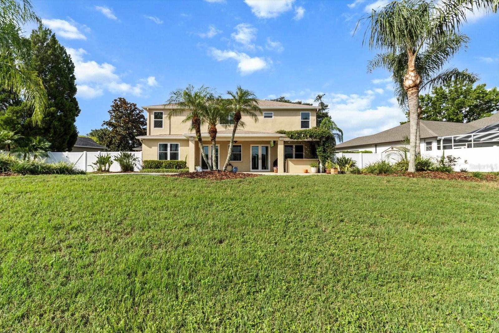 1300 WYNDHAM LAKES DR