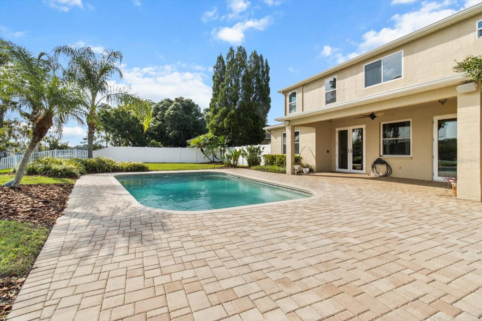 1300 WYNDHAM LAKES DR