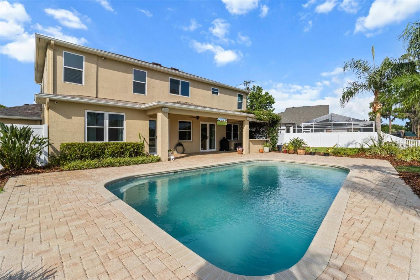 1300 WYNDHAM LAKES DR