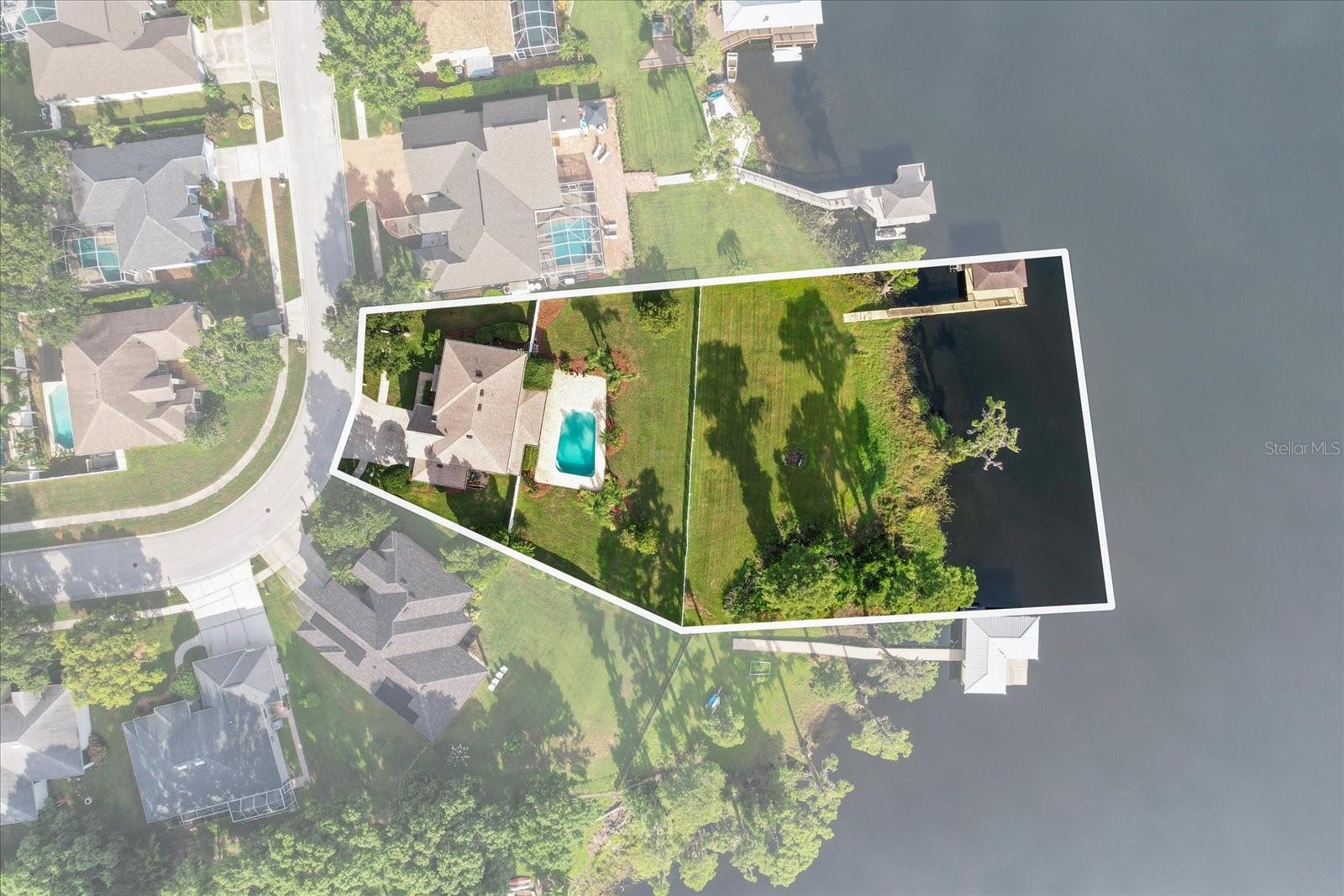 1300 WYNDHAM LAKES DR