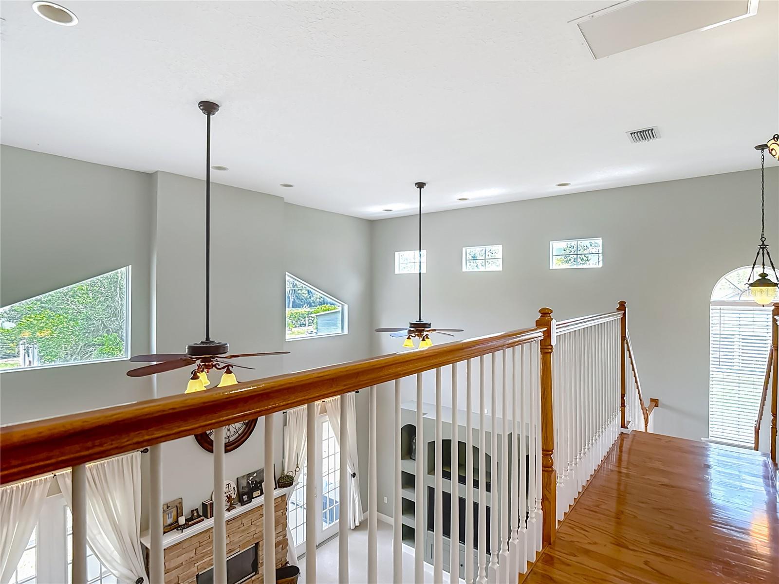 19107 2ND CT NW