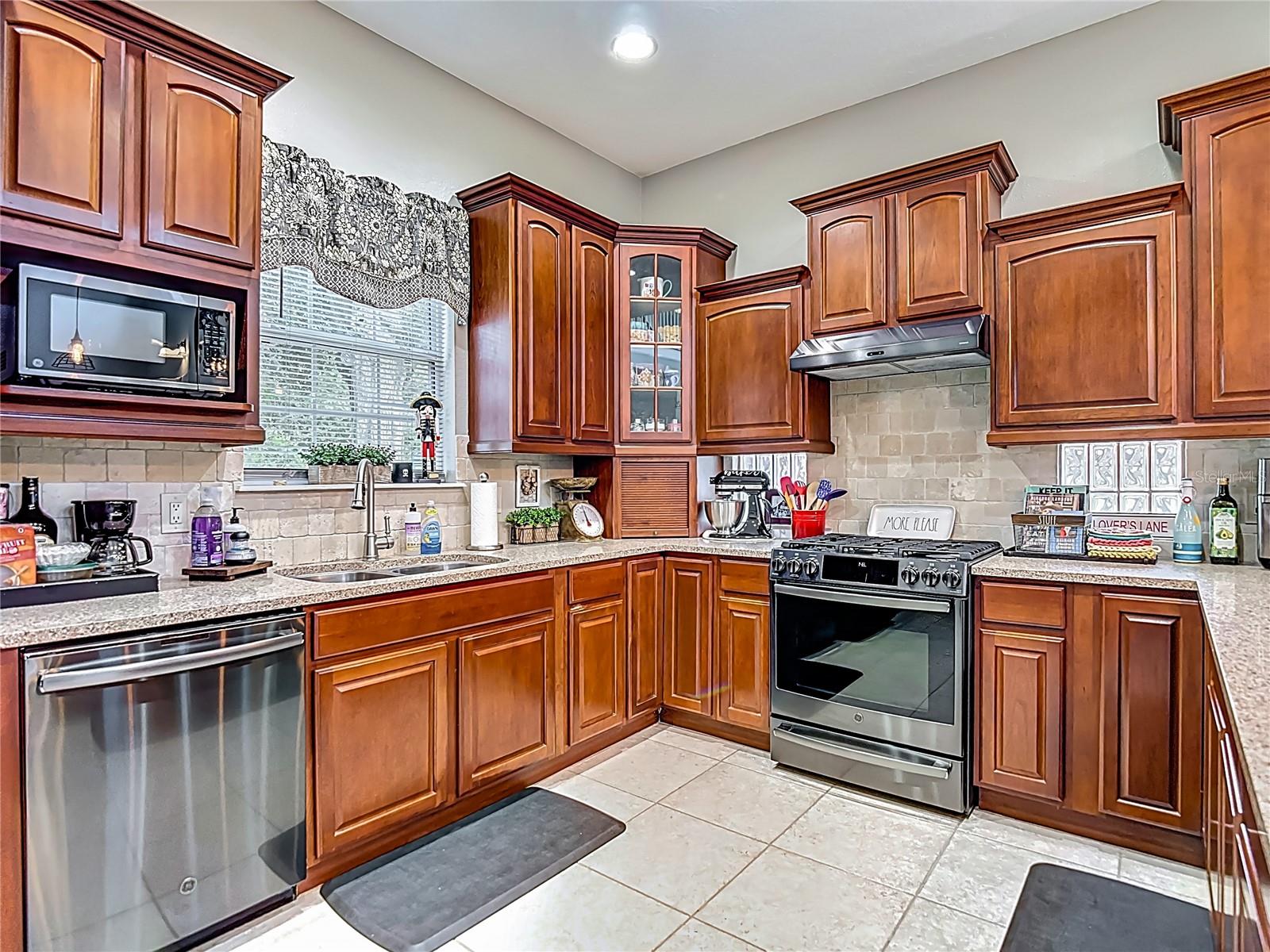 19107 2ND CT NW
