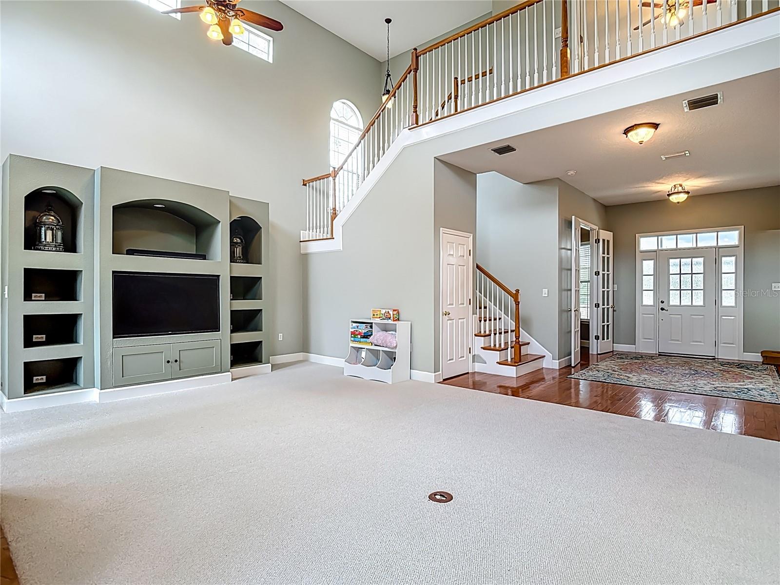 19107 2ND CT NW