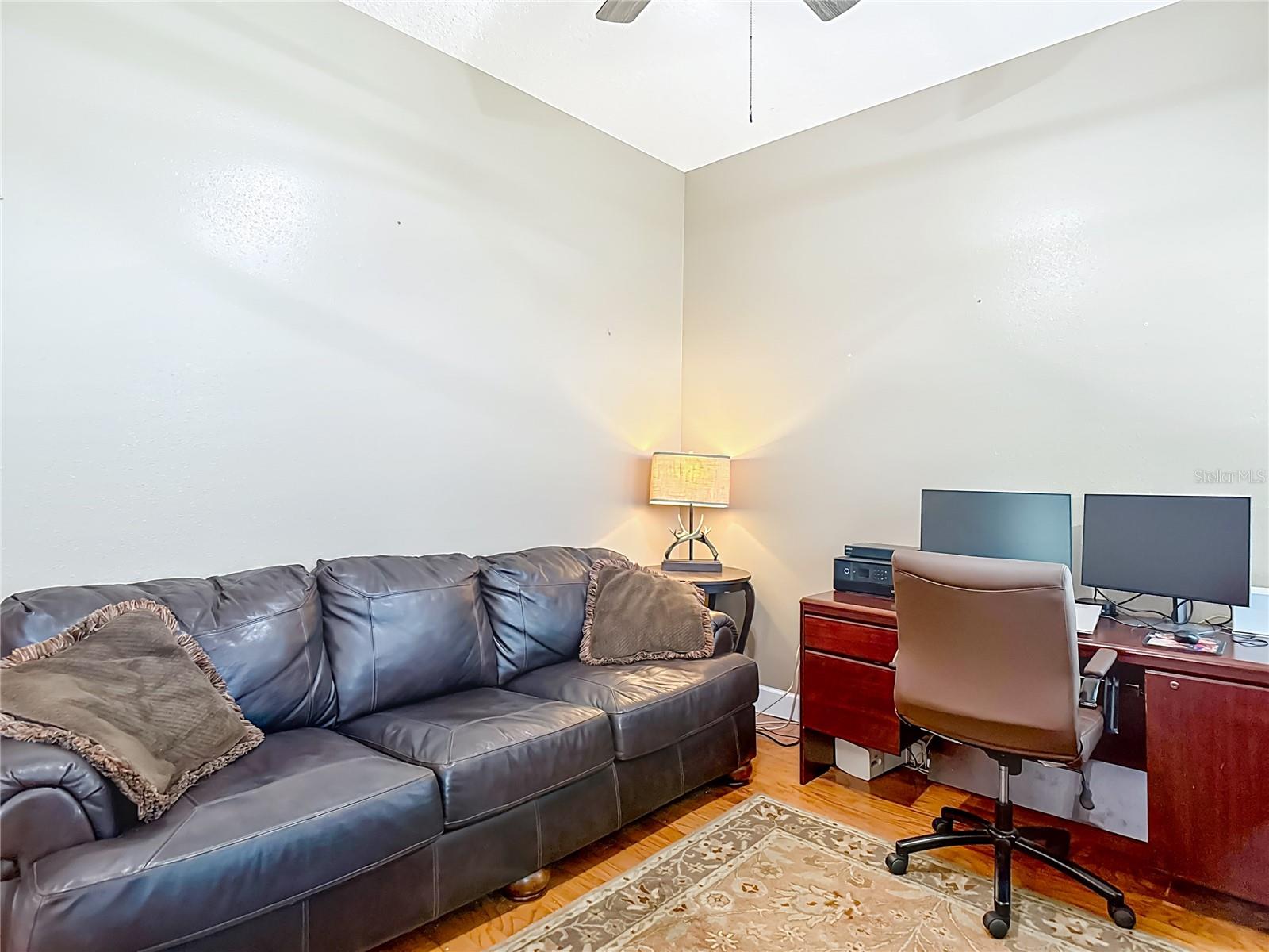 19107 2ND CT NW