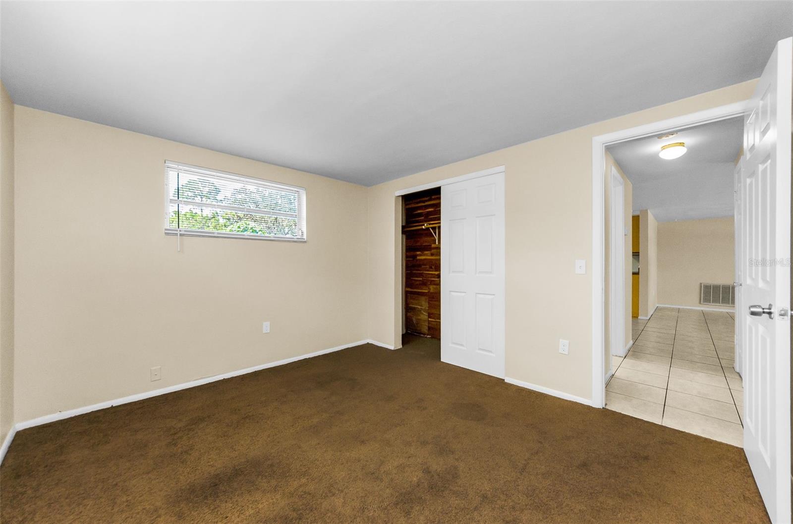 5240 BOB WHITE DR
