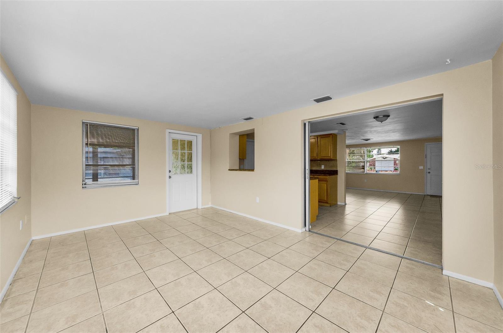 5240 BOB WHITE DR