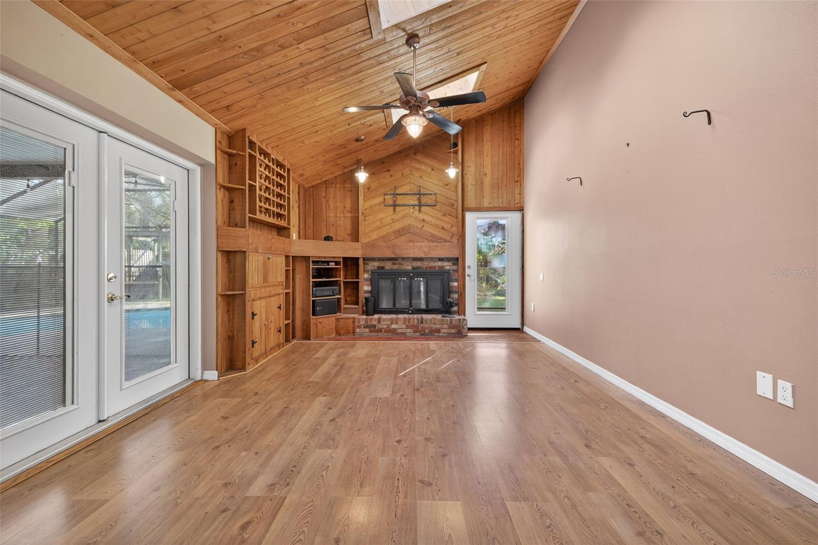 2753 OAK BEND CT