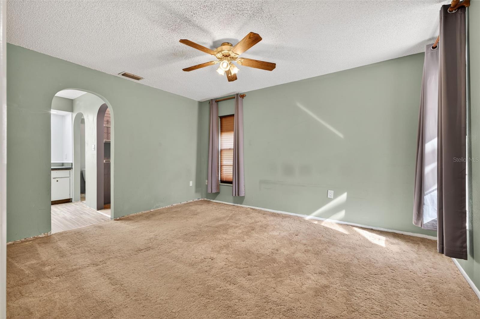 2753 OAK BEND CT