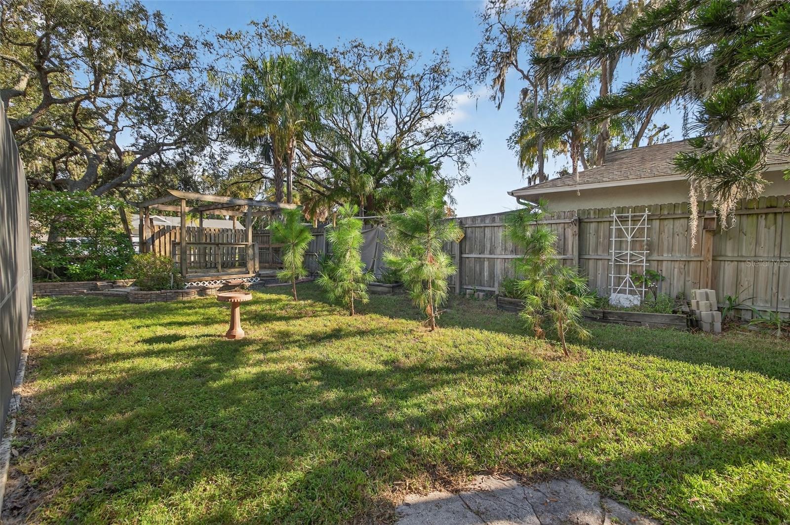 2753 OAK BEND CT