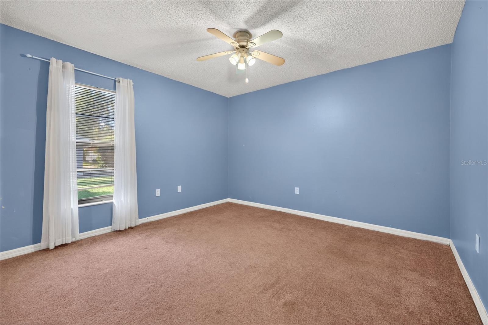 2753 OAK BEND CT