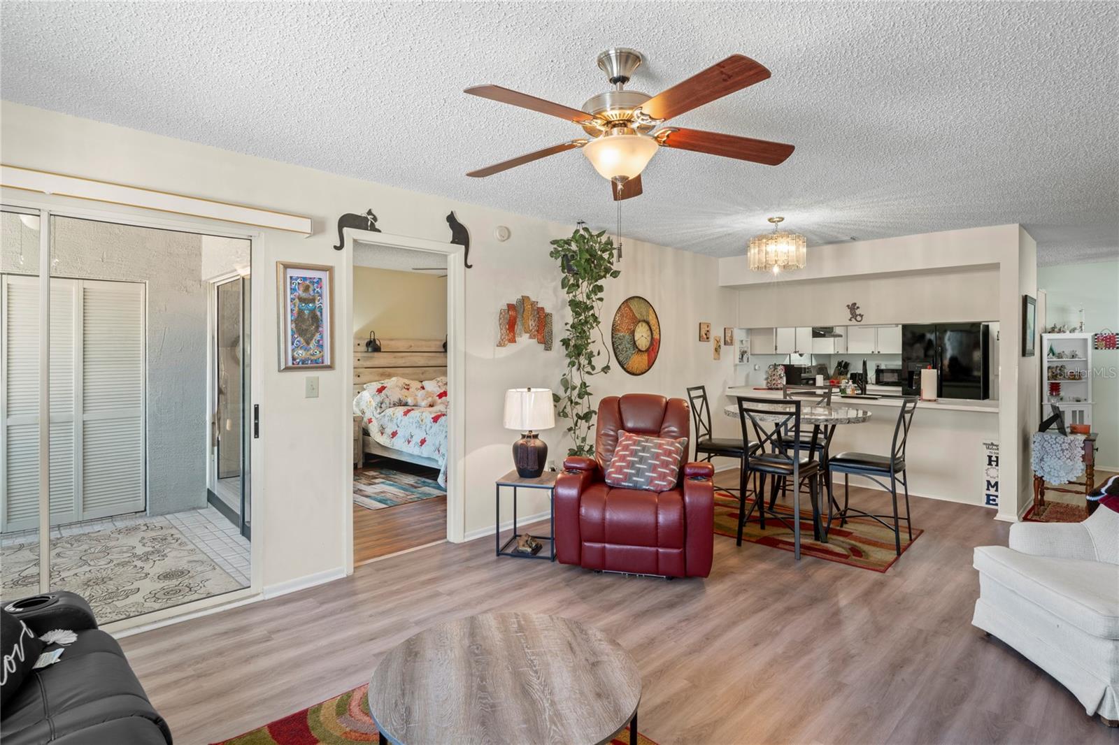 12041 HOOSIER CT #202