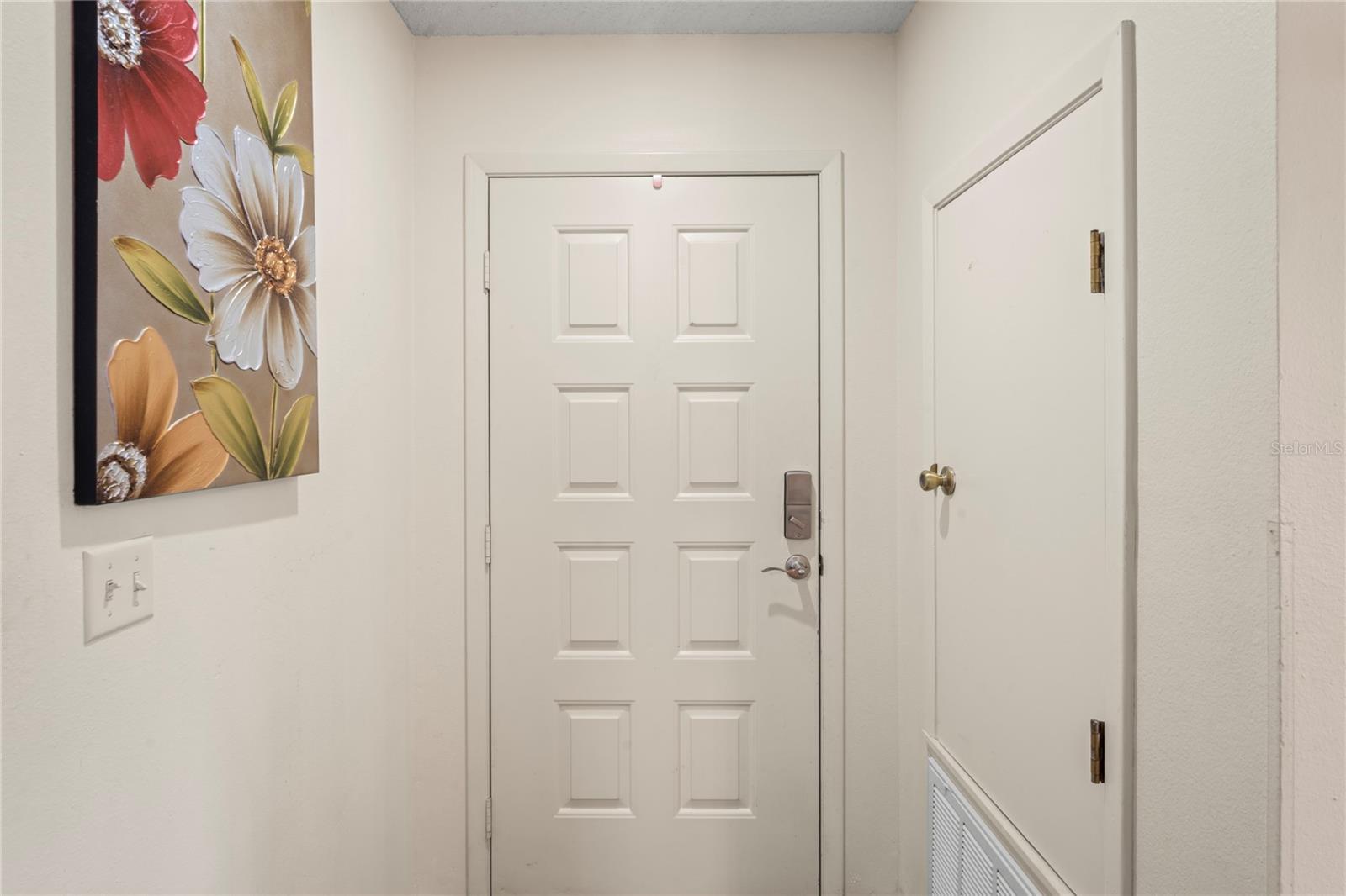 12041 HOOSIER CT #202