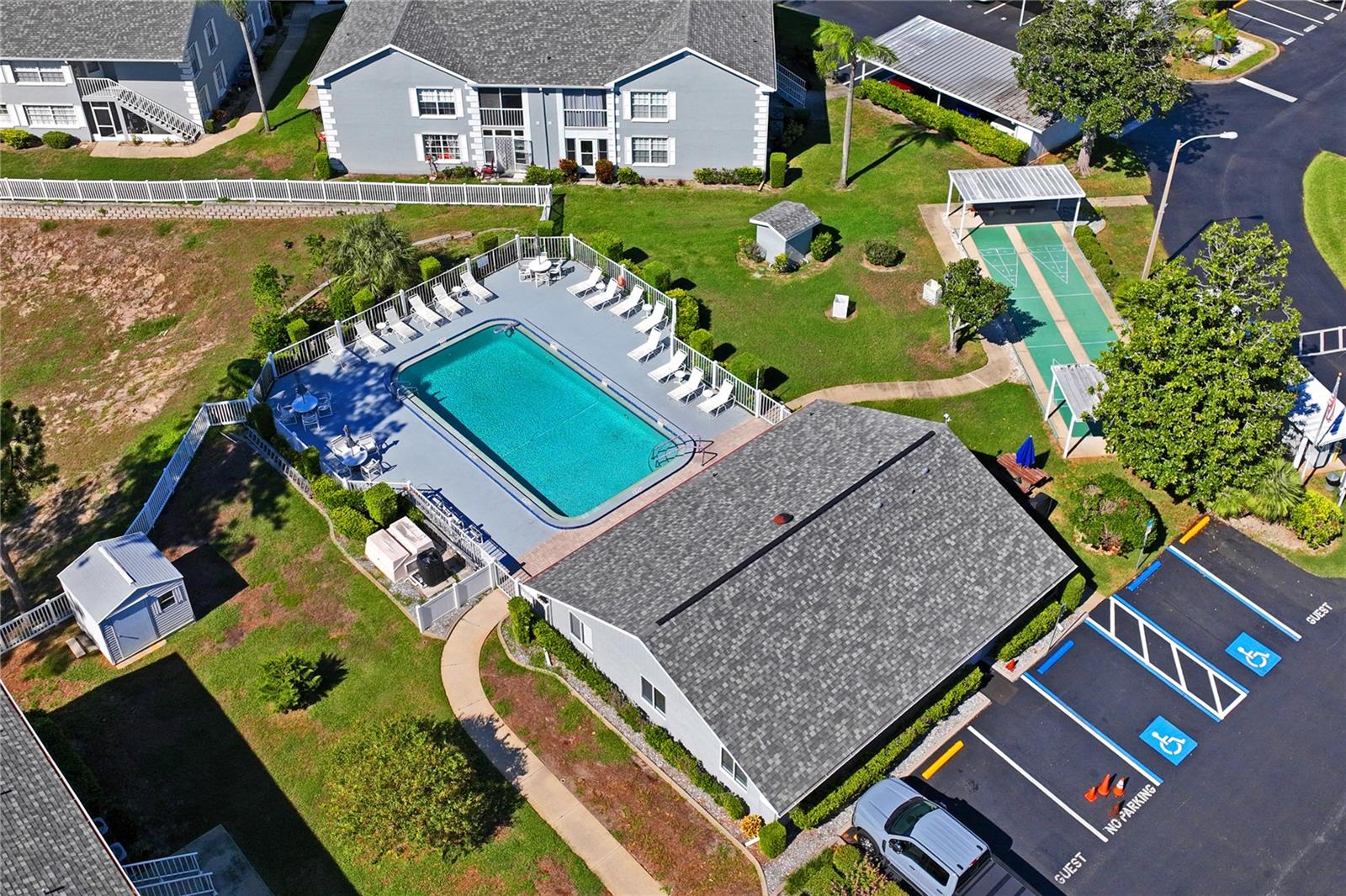 12041 HOOSIER CT #202