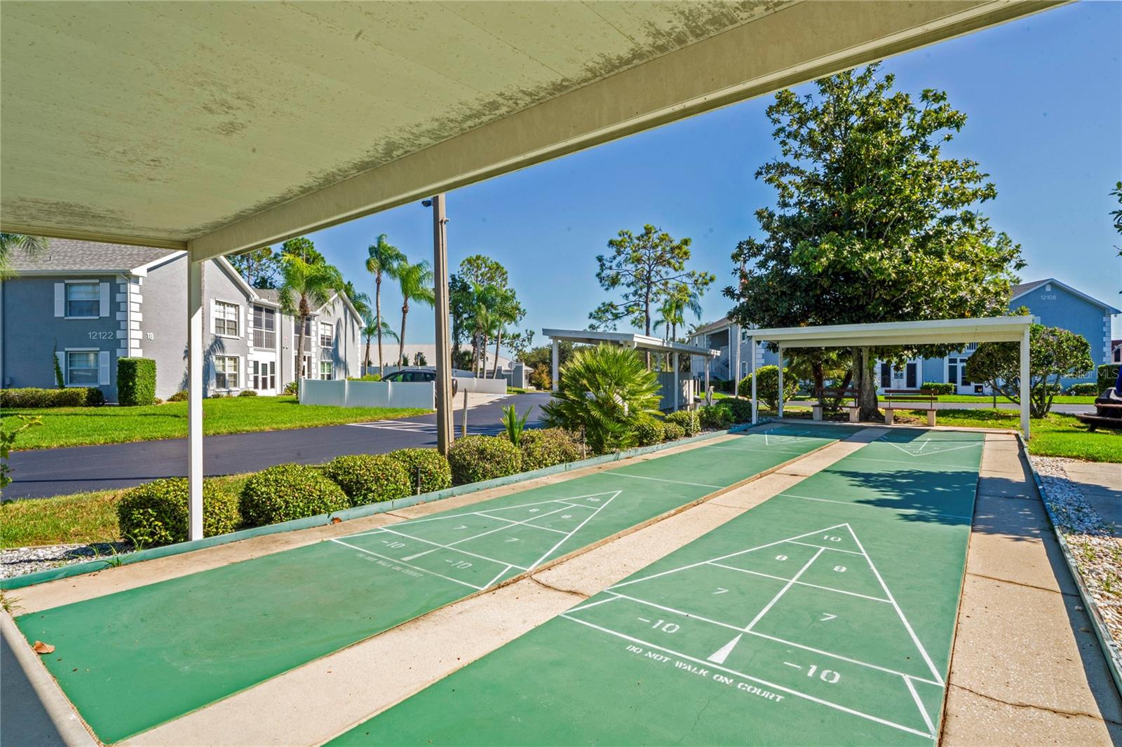 12041 HOOSIER CT #202