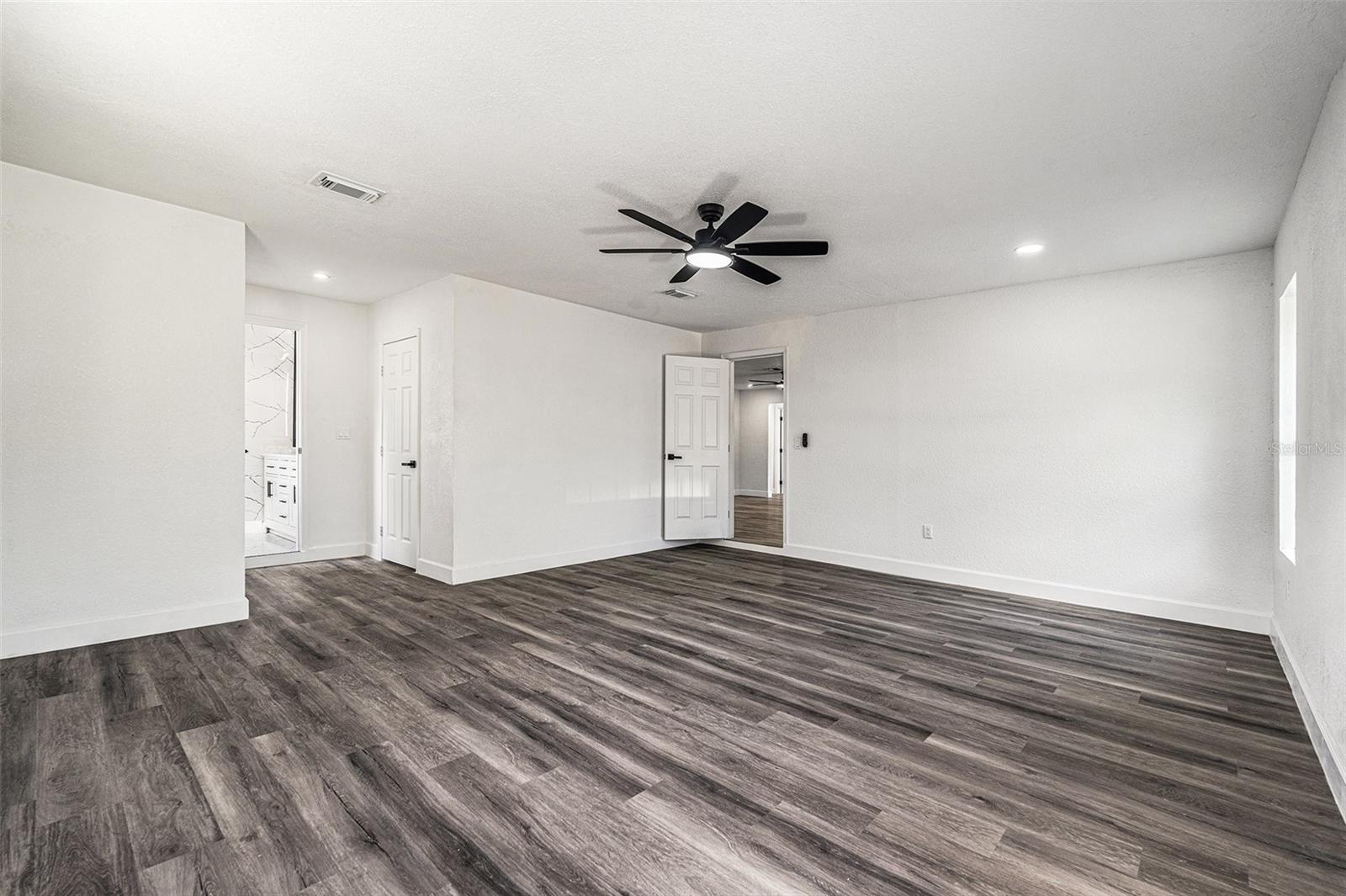 18911 FURMAN DR
