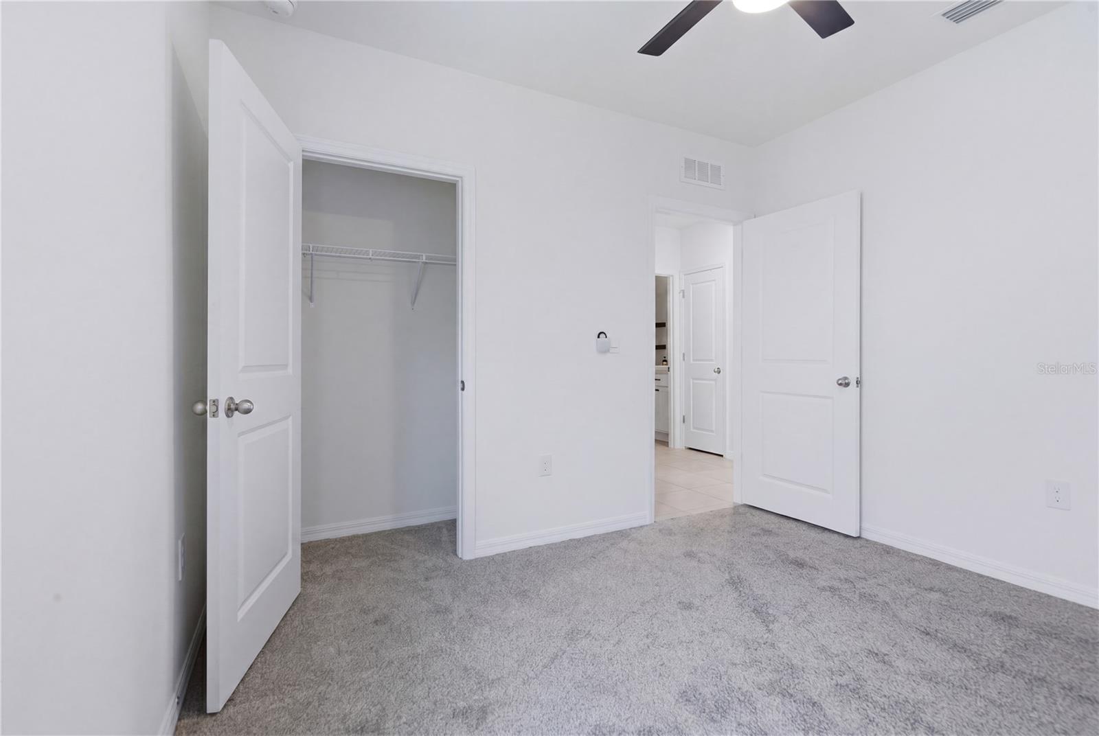 3256 SUNCOAST PLAINS DR