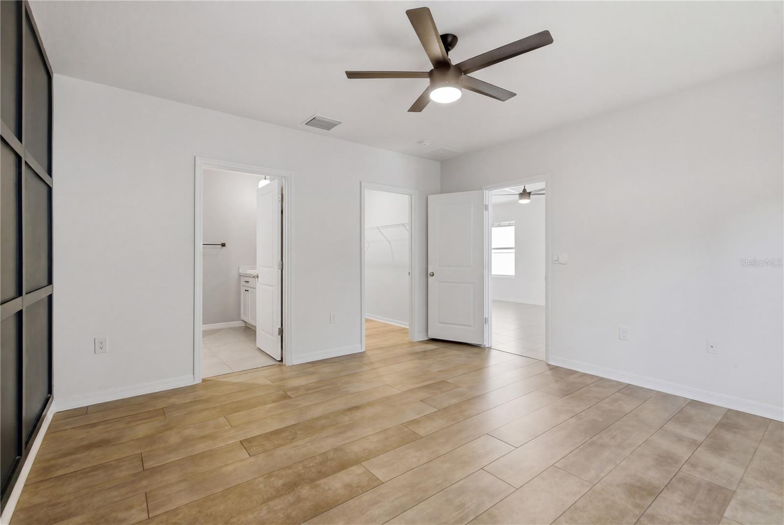 3256 SUNCOAST PLAINS DR