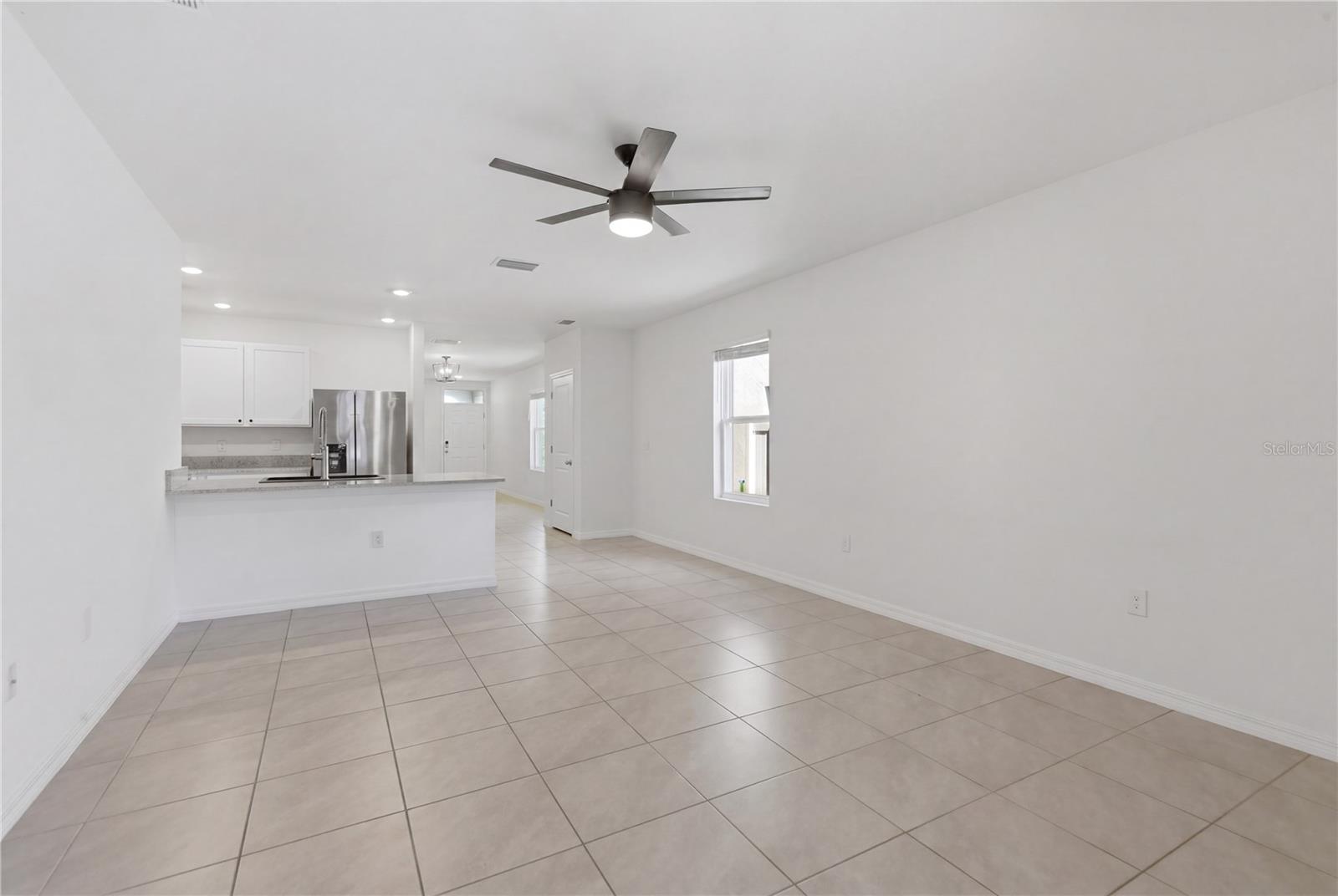 3256 SUNCOAST PLAINS DR