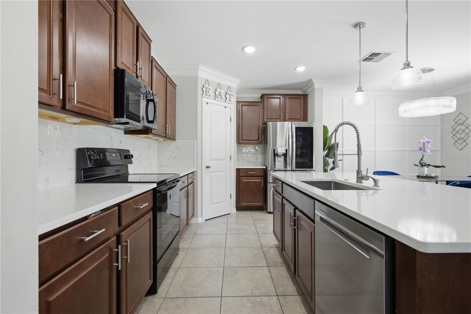 10232 COOL WATERLILY AVE