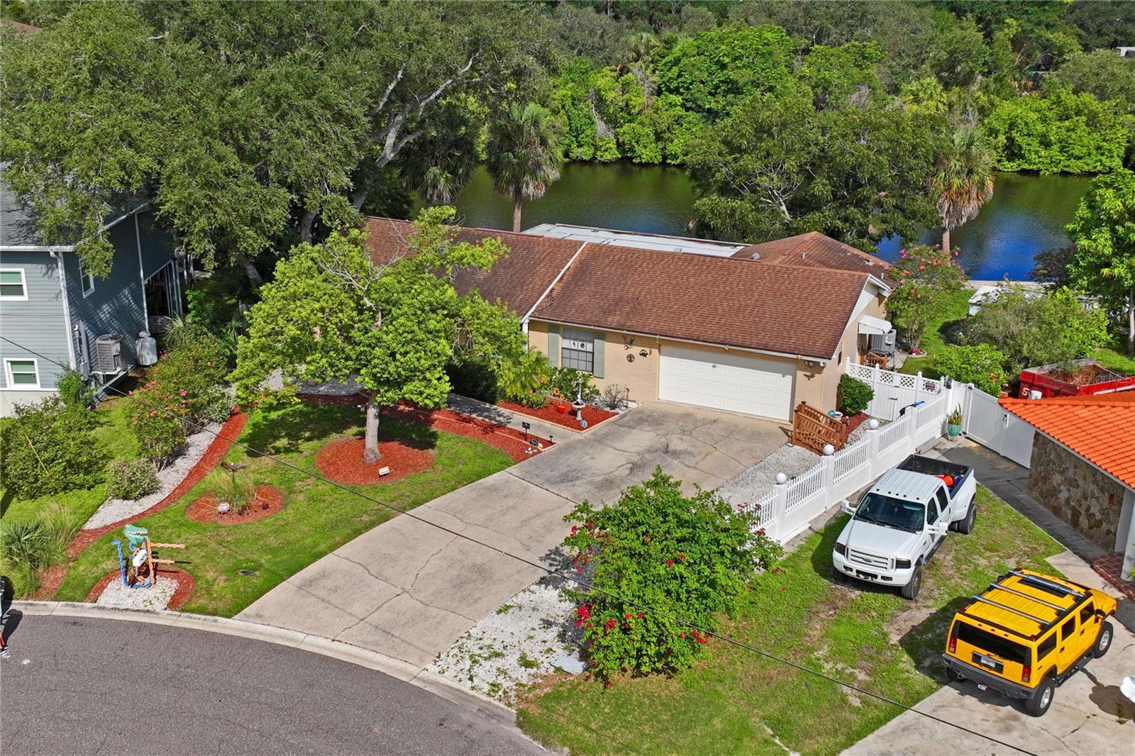 10739 DRUMMOND RD