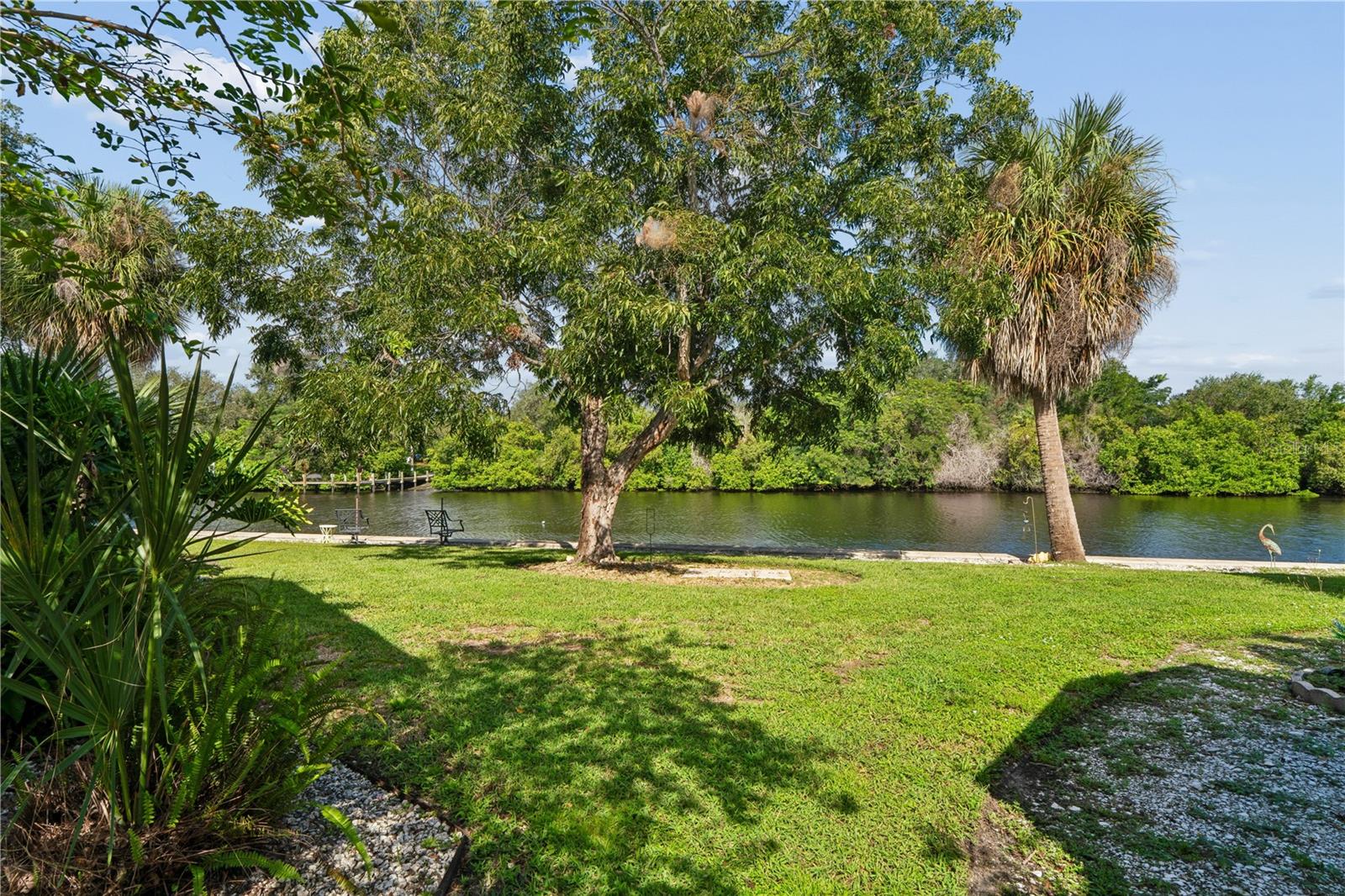10739 DRUMMOND RD