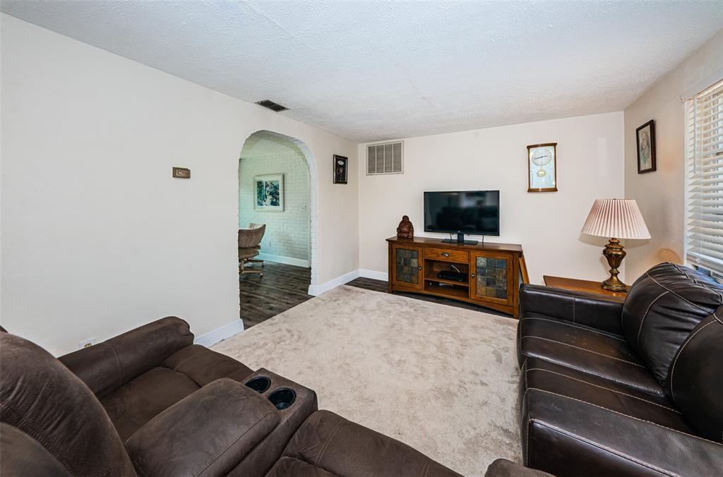 3324 BRIAR CLIFF DRIVE
