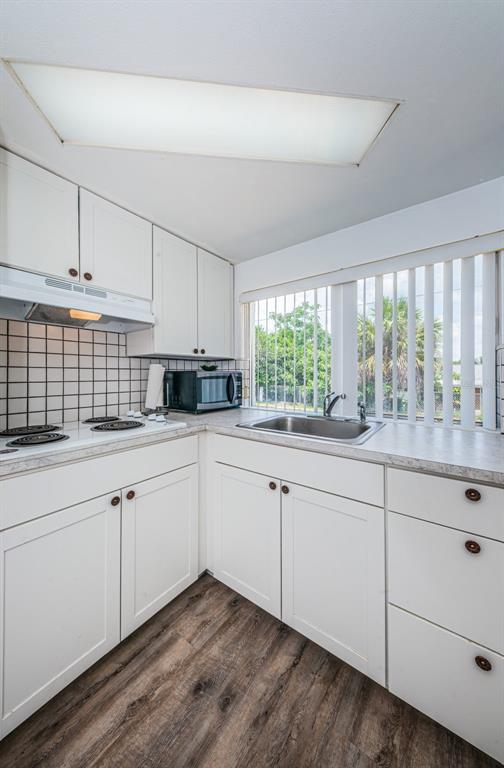 3324 BRIAR CLIFF DRIVE