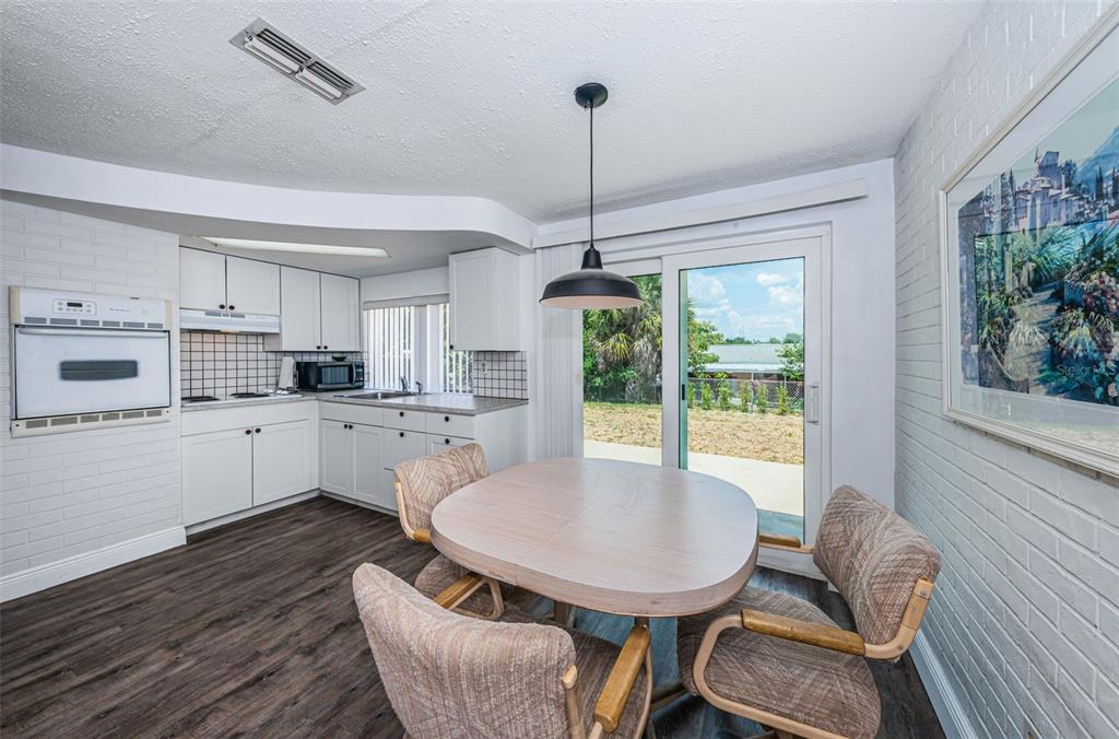 3324 BRIAR CLIFF DRIVE