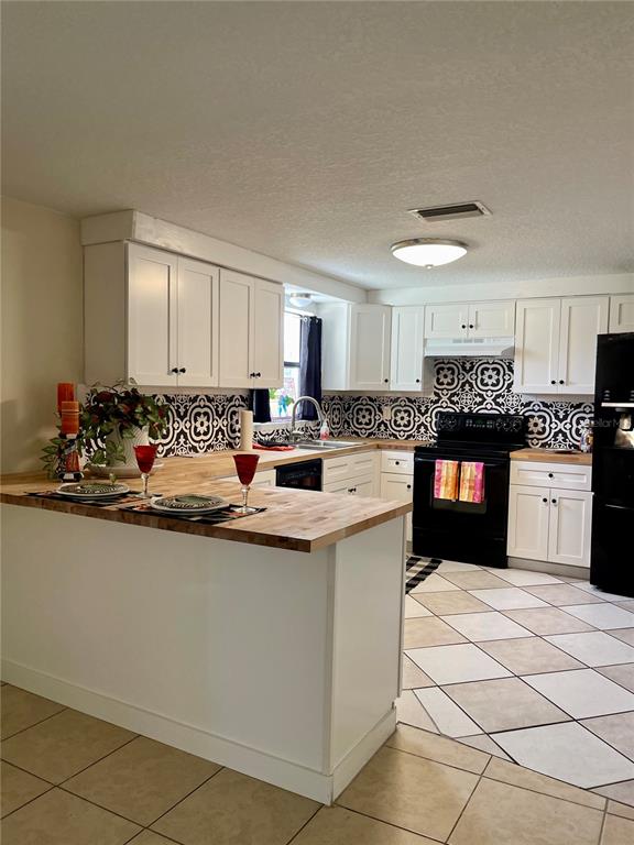 5250 DAWN LANE