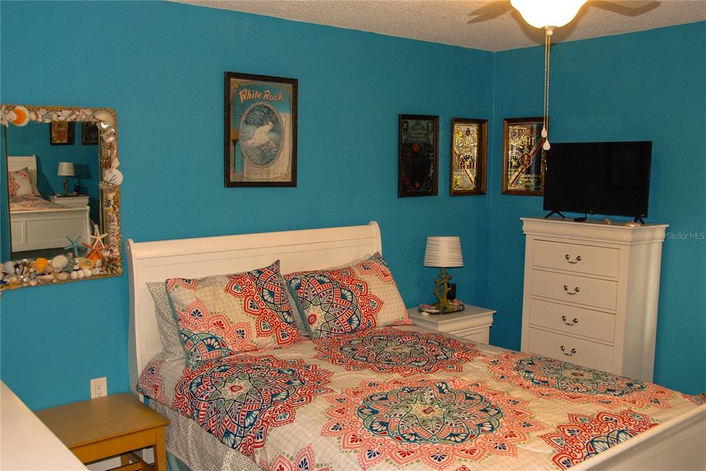 9930 EAGLES POINT CIRCLE Unit: 1