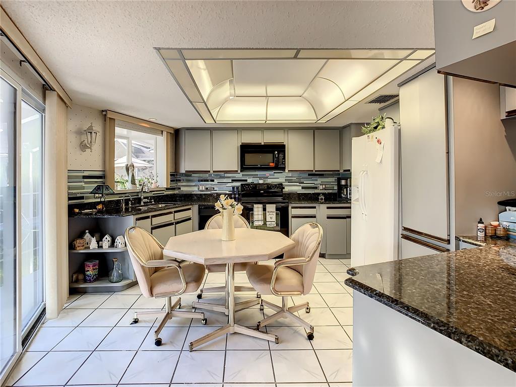 2816 TANGELO WAY