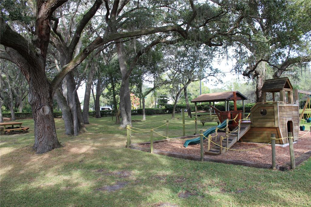 2816 TANGELO WAY