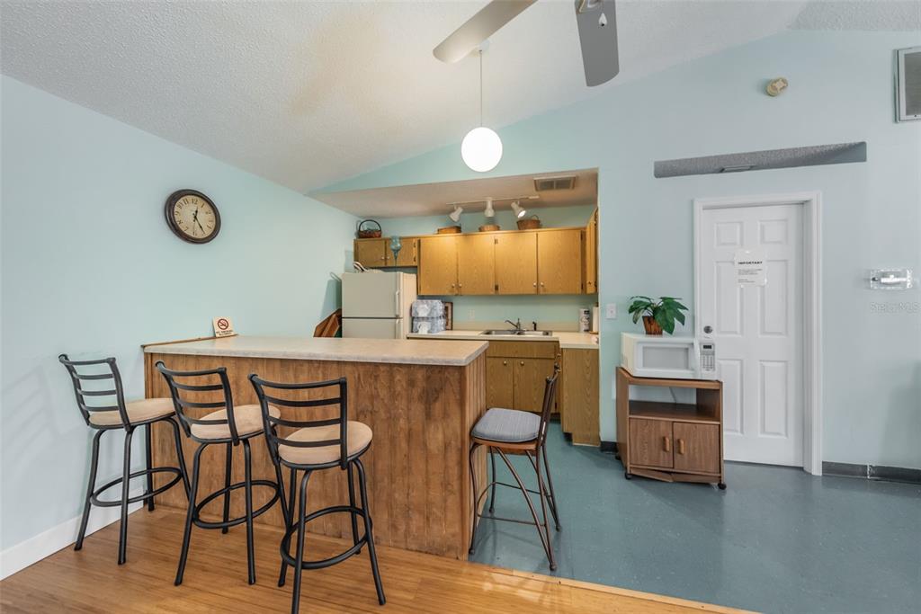 2119 ELM STREET Unit: 110