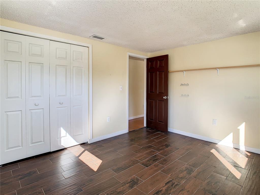 11605 NEWELL DRIVE