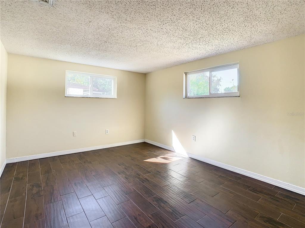 11605 NEWELL DRIVE