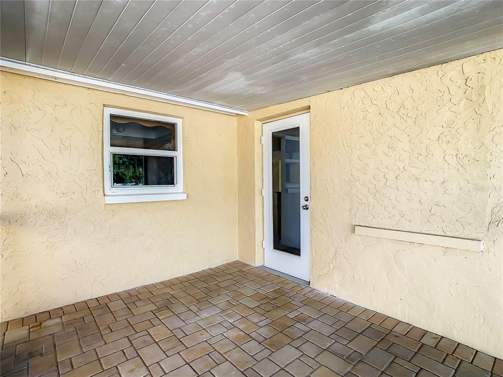 11605 NEWELL DRIVE