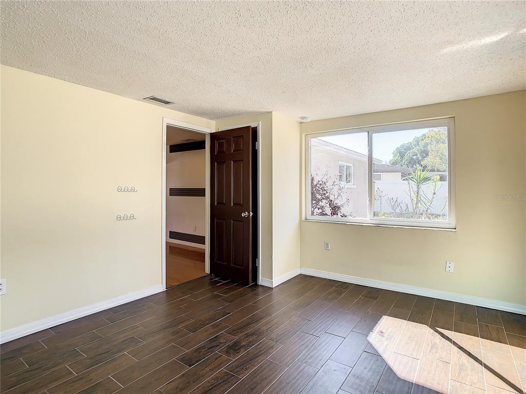 11605 NEWELL DRIVE