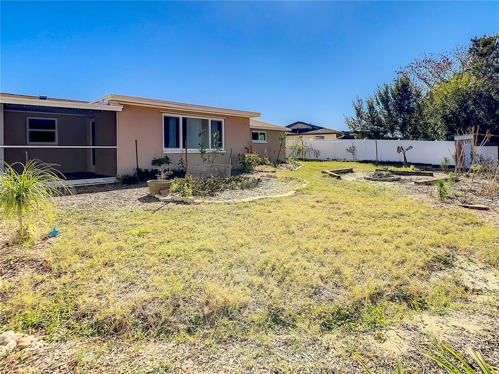 11605 NEWELL DRIVE