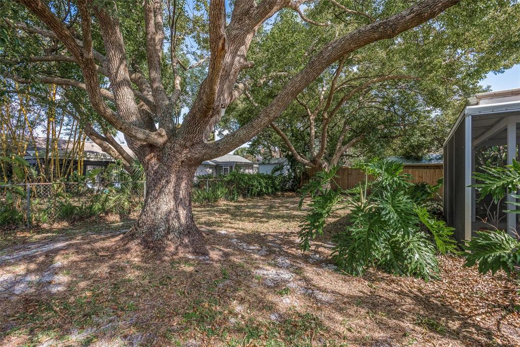 7449 COMO DRIVE
