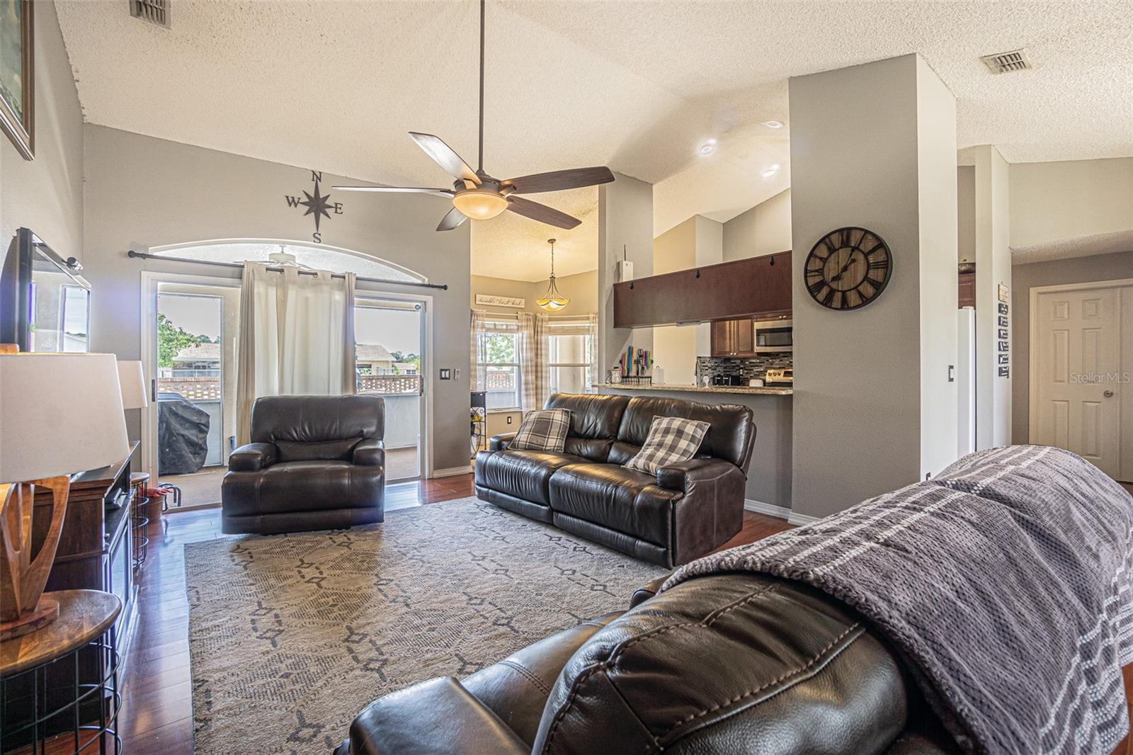 6336 HALIFAX DR