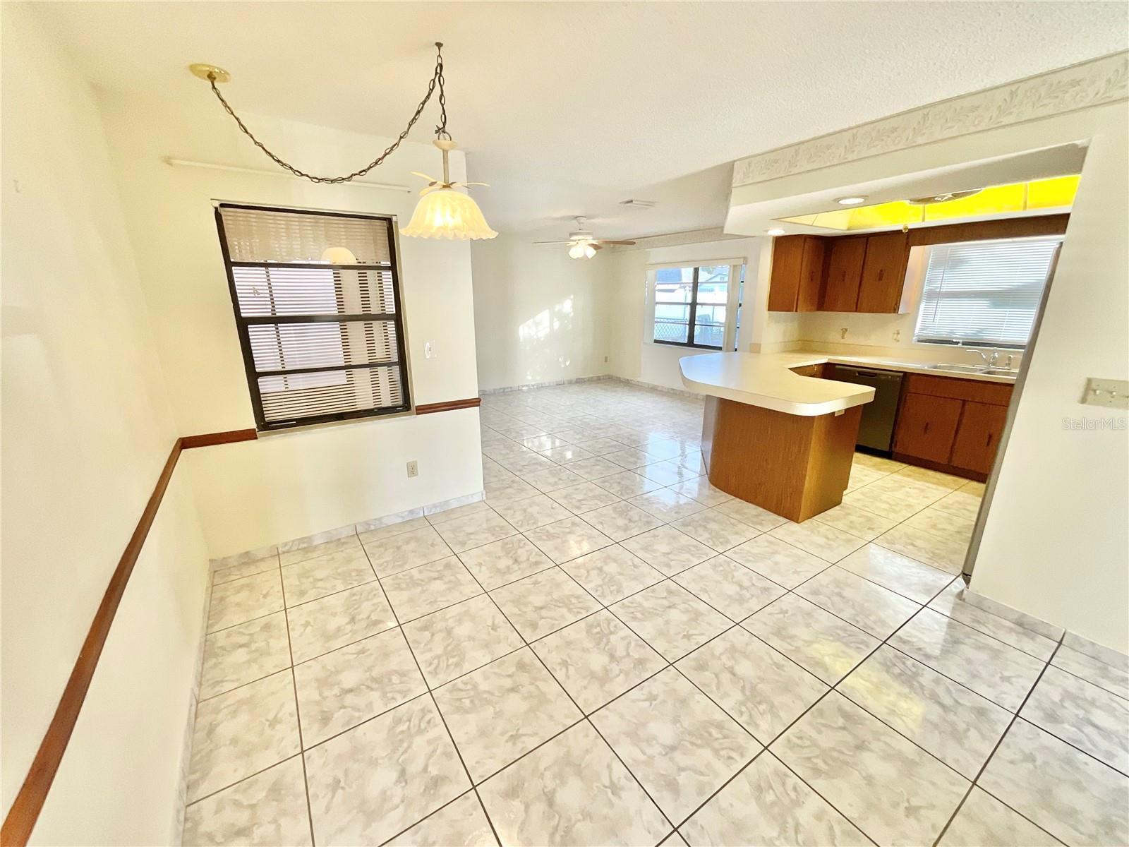 1132 GREENLEA DRIVE