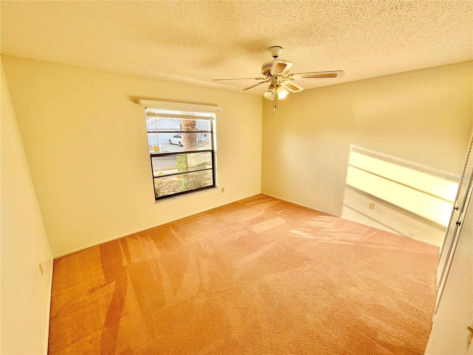 1132 GREENLEA DRIVE