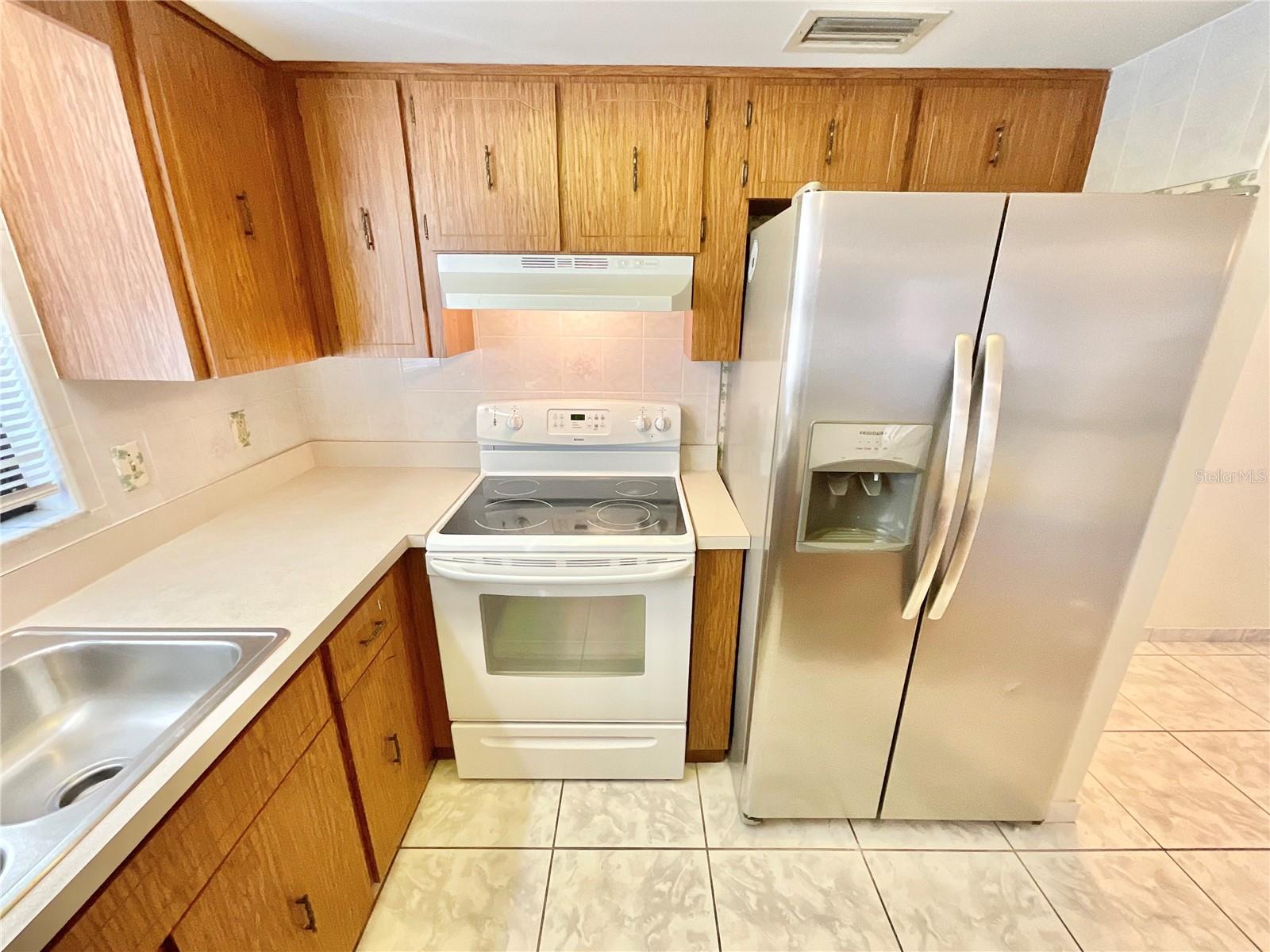 1132 GREENLEA DRIVE